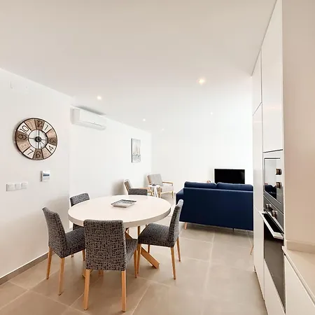 Sunset Waves - By Sch Lägenhet *